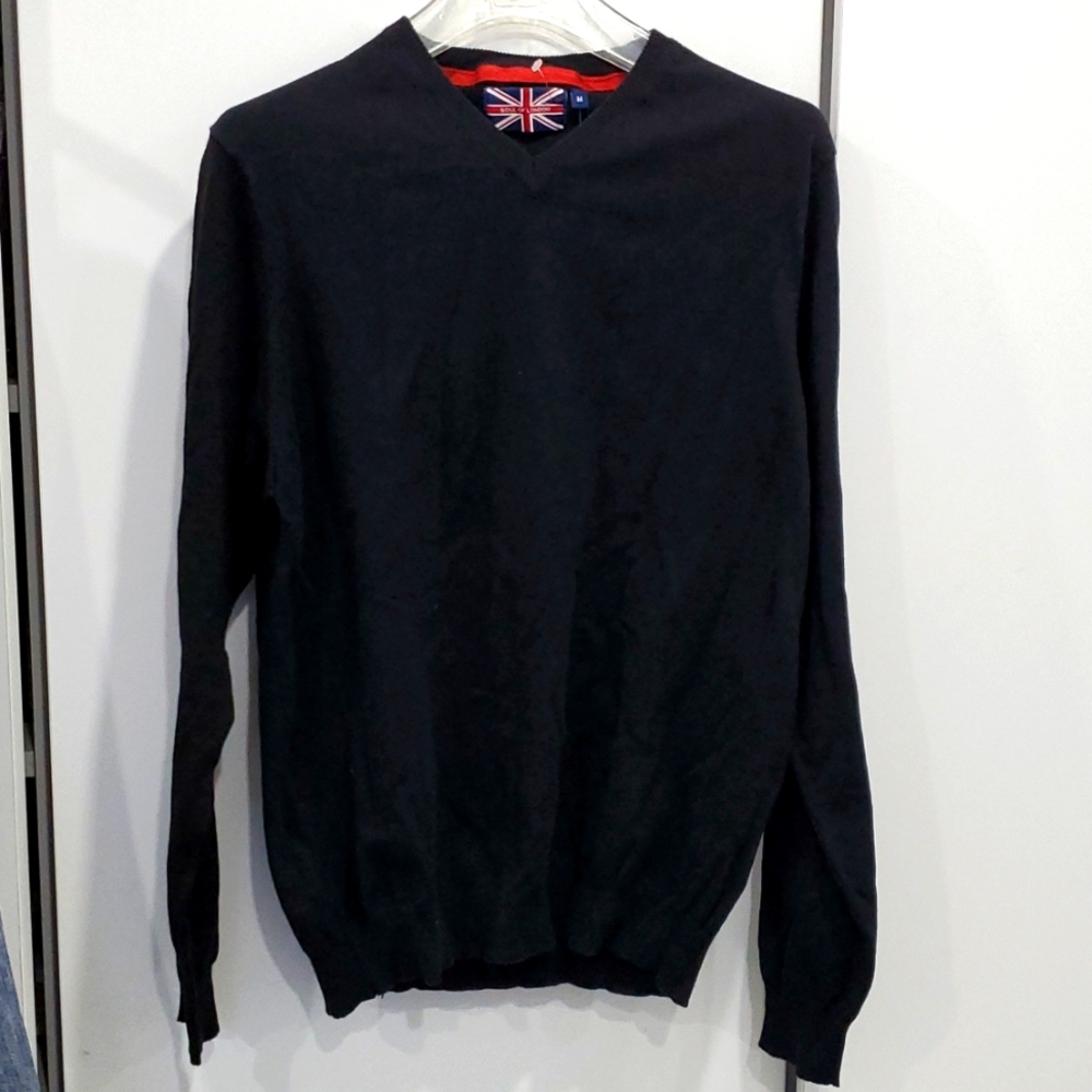 Dark navy blue v neck sweater new. Soul of London. Medium. Cotton blend